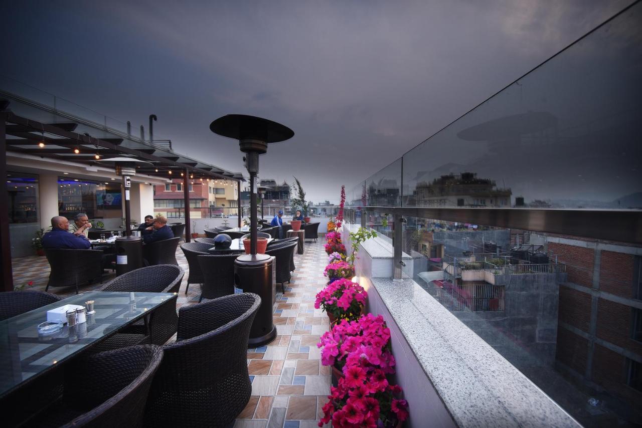Hotel Simal Catmandu Exterior foto